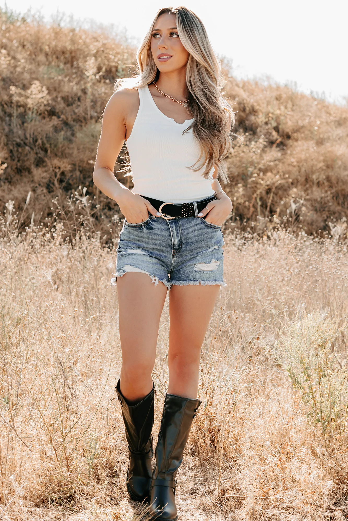 Daily Icon Notched Signature 8 Rib Knit Tank (Off White) - Image 3