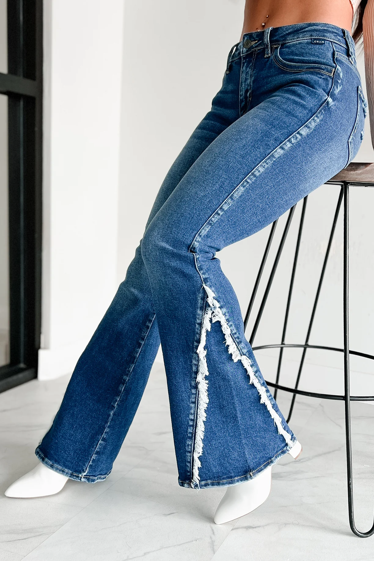Grissom Mid Rise Frayed Cello Flare Jeans (Medium) - Image 2