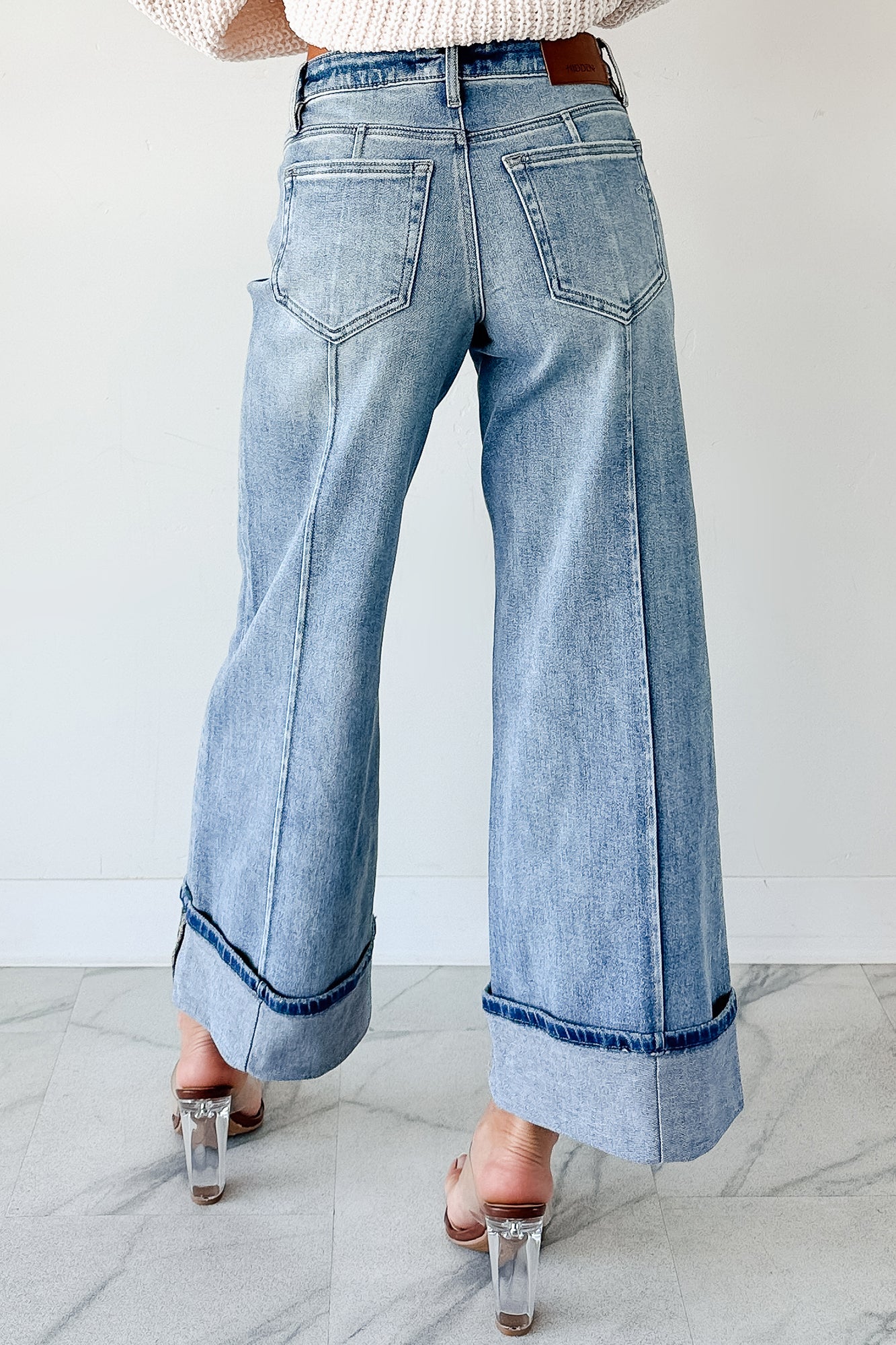 Isla Mid Rise Cuffed Wide Leg Hidden Jeans (Medium) - Image 3