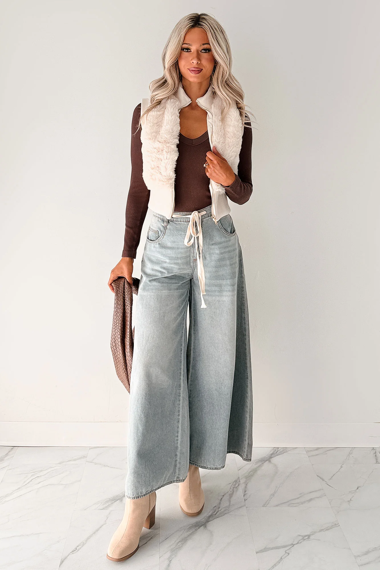 Marin Ombre Wide Leg NoaBoa Jeans (Denim Grey) - Image 15