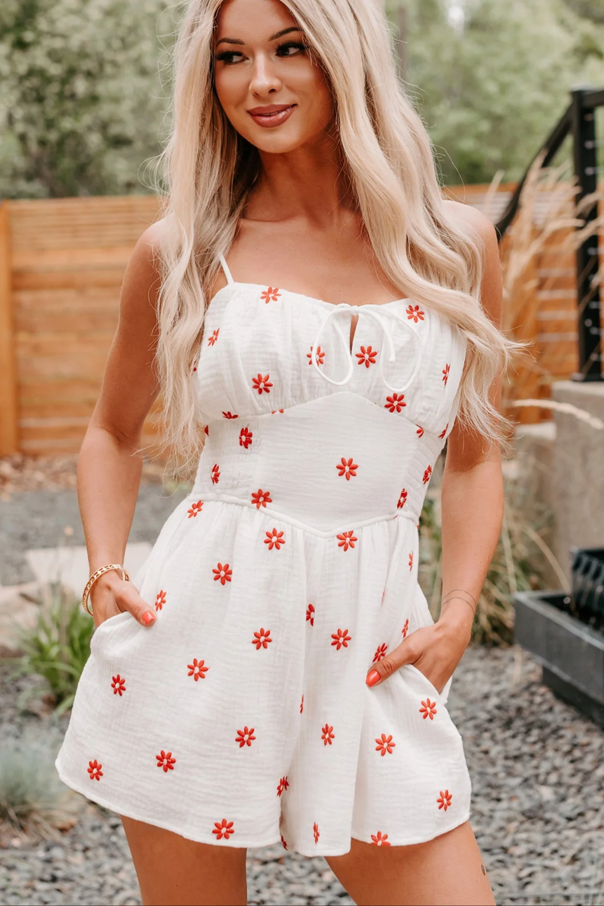 Rosy & Radiant Sleeveless Floral Romper (Off White) - Image 3