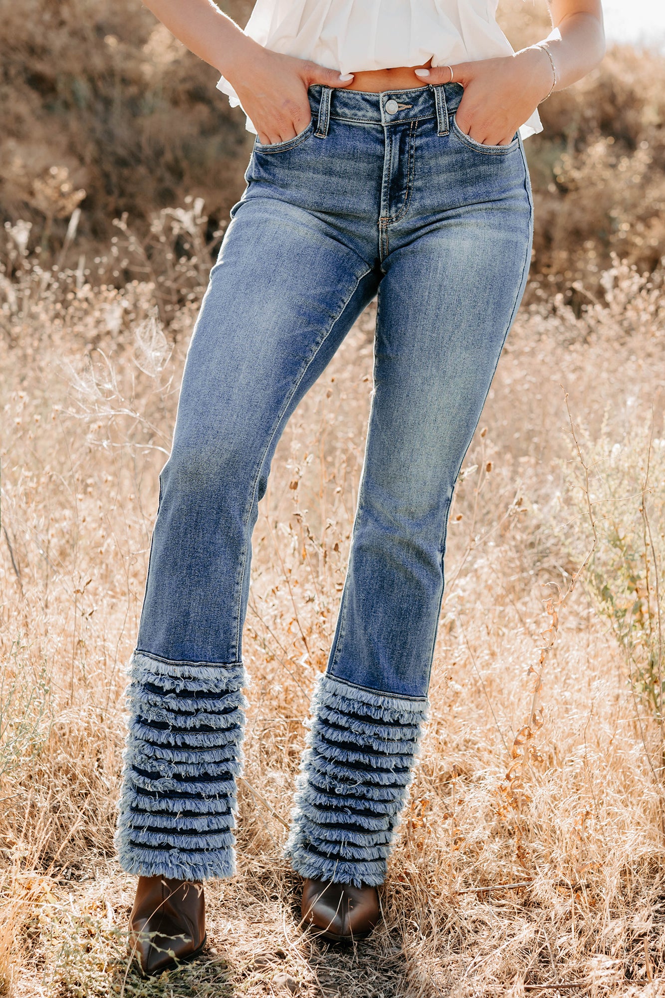 Vera Mid Rise Frayed Hem Cello Flare Jeans (Medium) - Image 25